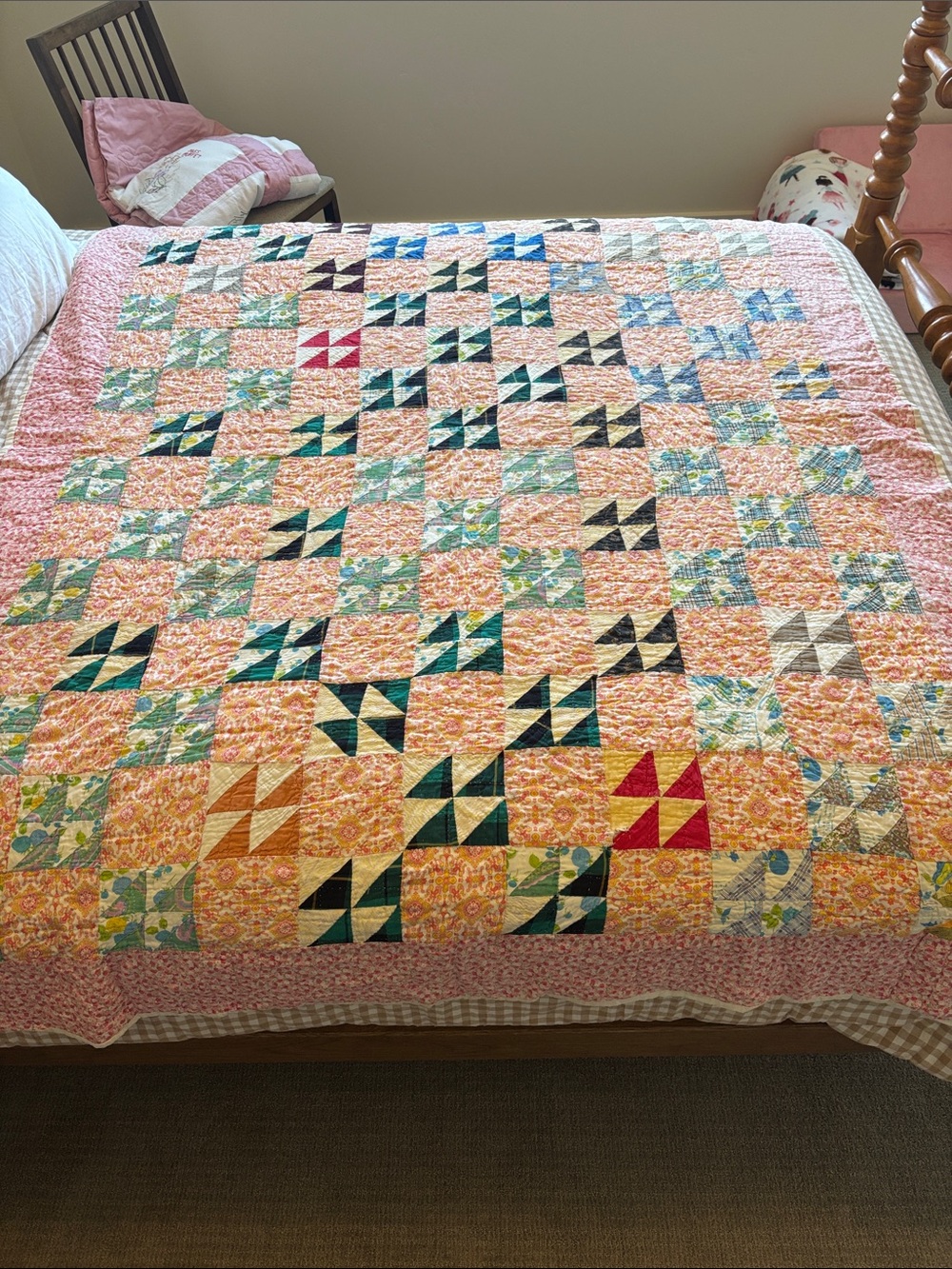 Vintage-Style Patchwork Quilt in Pink, Yellow & Multicolor